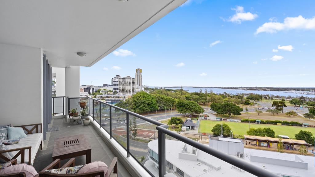 1016/3 Como Cres, Southport, QLD 4215