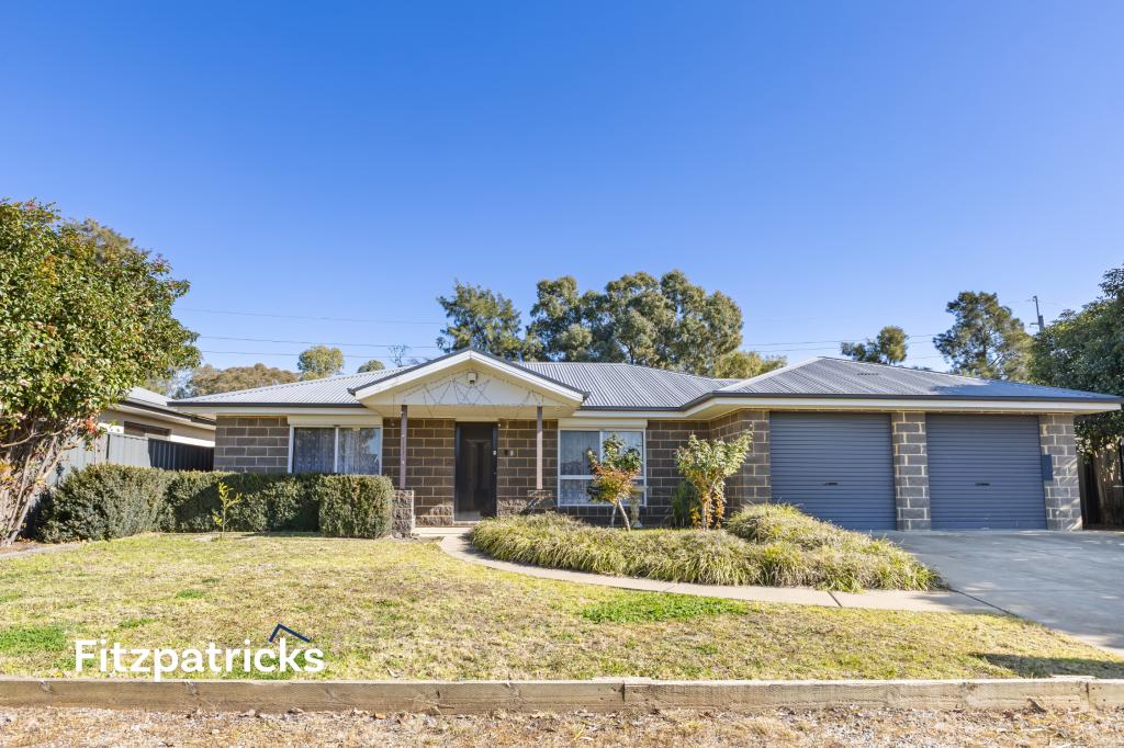 8 Adjin St, Mount Austin, NSW 2650