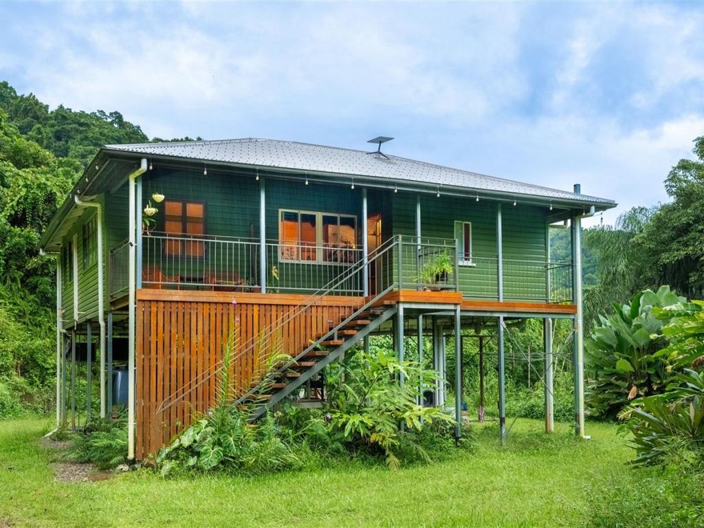 76-84 Parry St, Babinda, QLD 4861