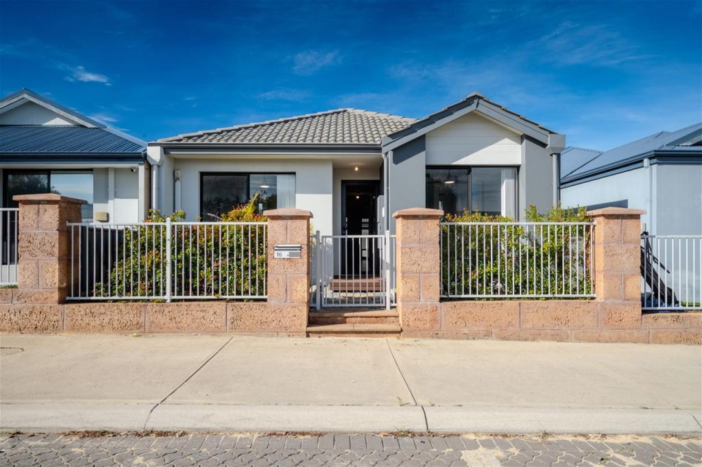 16 Mountain St, Banksia Grove, WA 6031