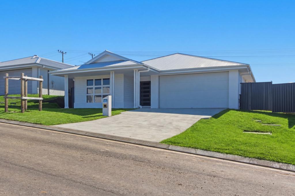13 Staghorn St, Thrumster, NSW 2444