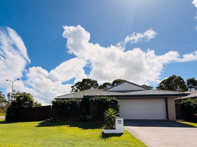 2 Corella St, Kawungan, QLD 4655