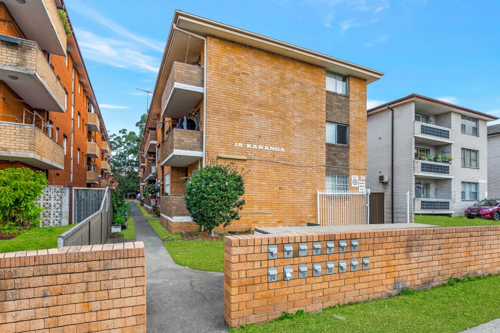 2/18 MCBURNEY RD, CABRAMATTA, NSW 2166