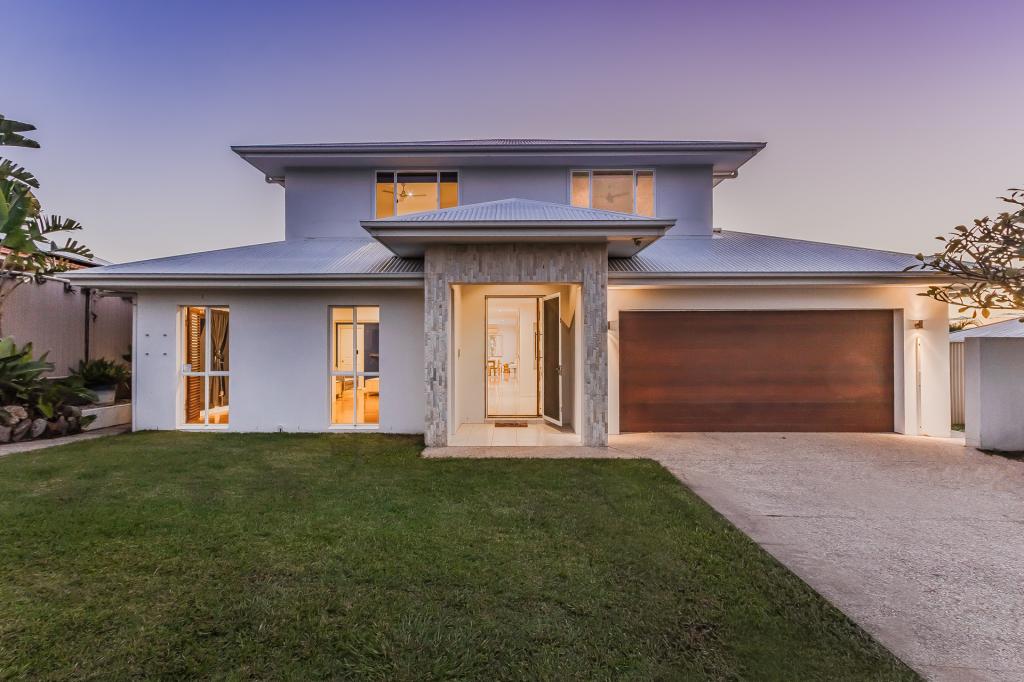 5 Suffolk Pde, Pottsville, NSW 2489