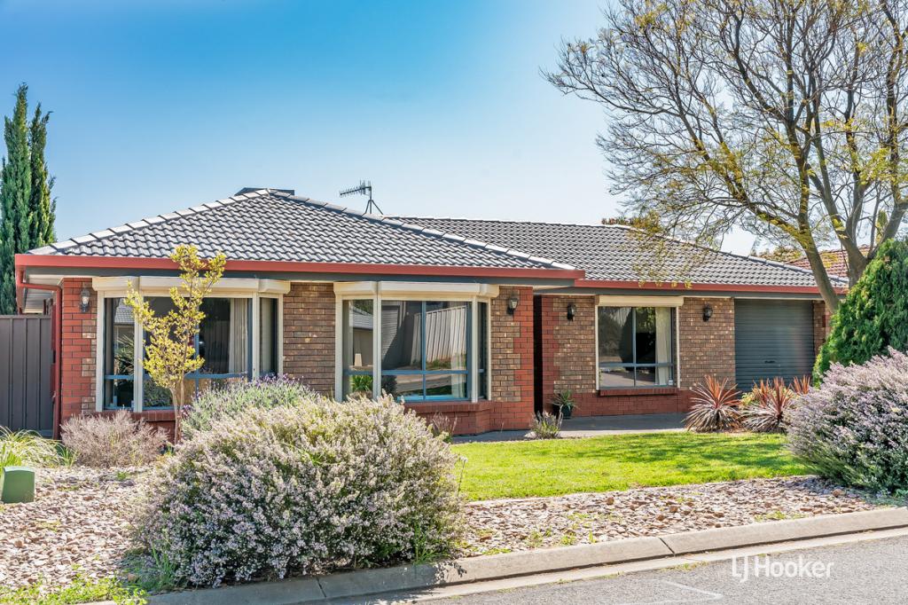 4 Sedgemoor Rd, Craigmore, SA 5114