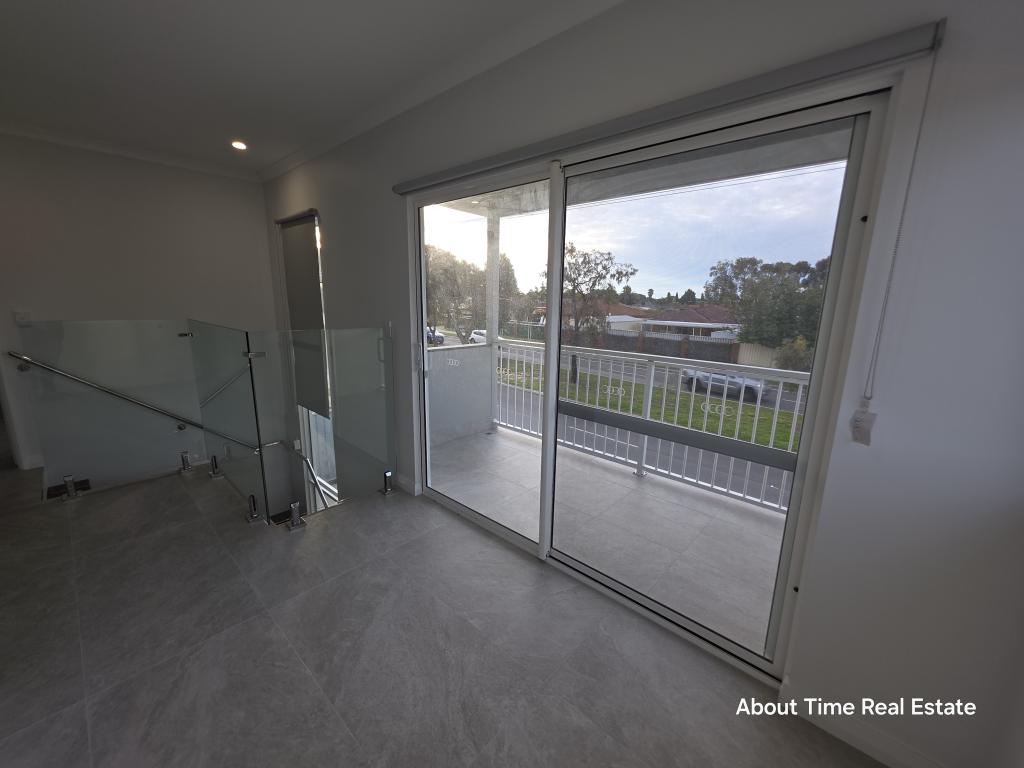 298 A Marangaroo Dr, Koondoola, WA 6064
