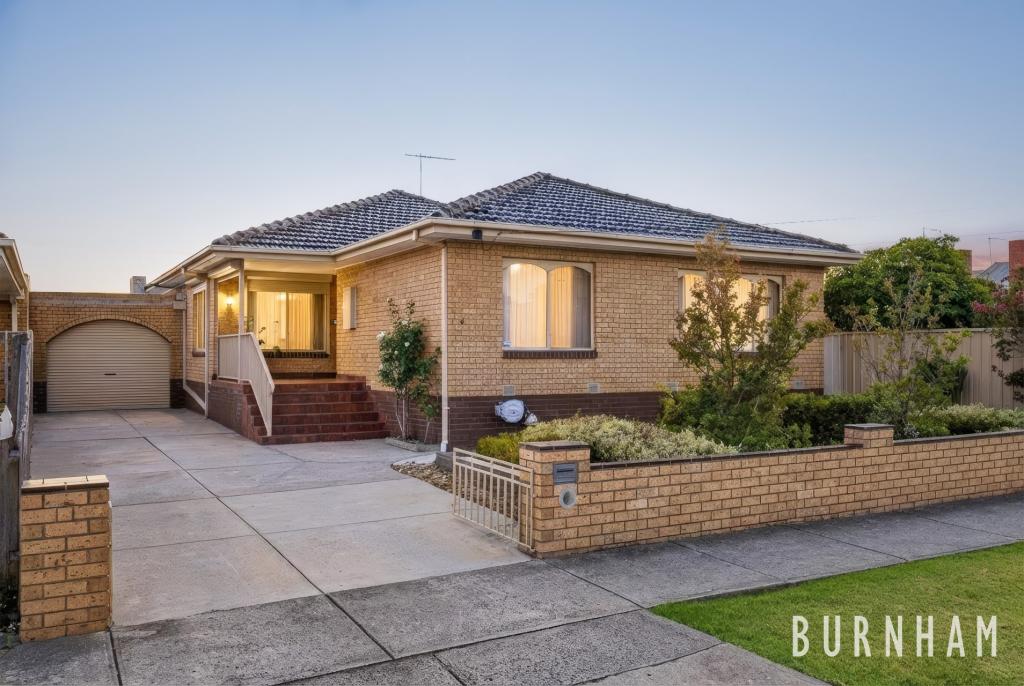 6 Lindenow St, Maidstone, VIC 3012