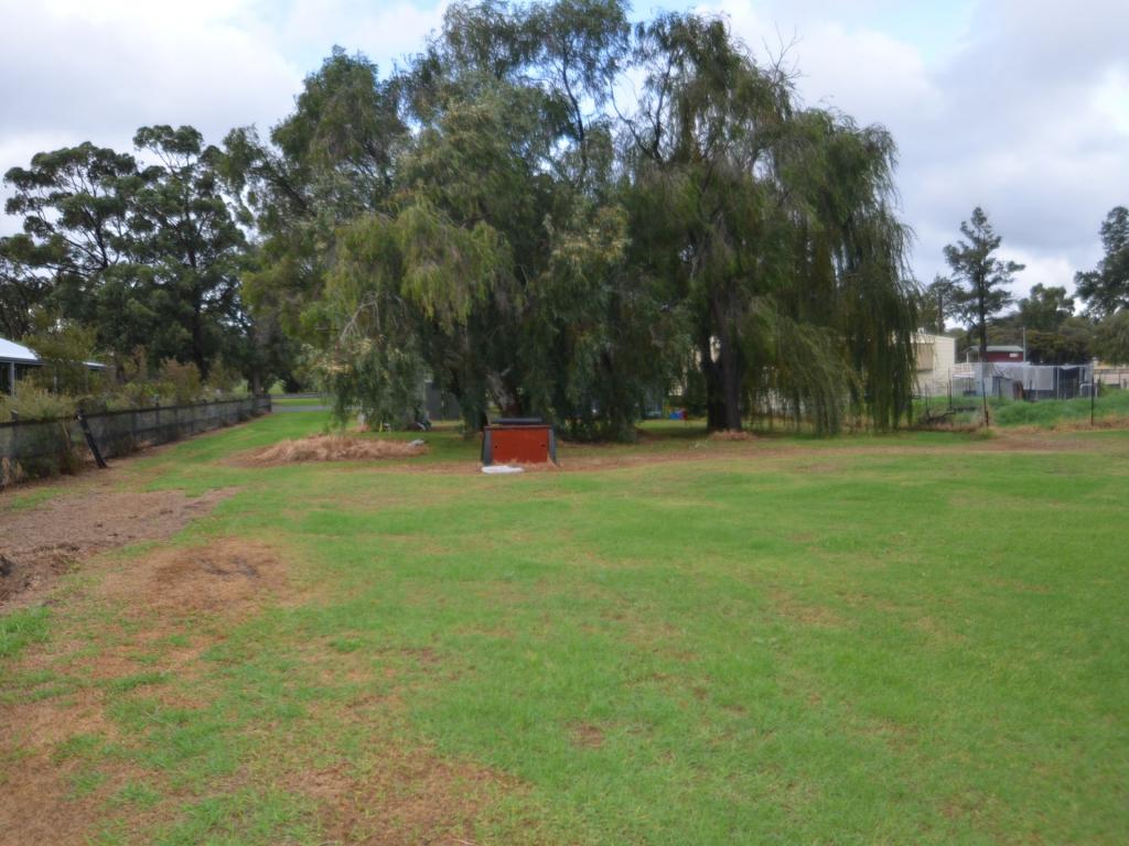 11 Station St, Yarloop, WA 6218