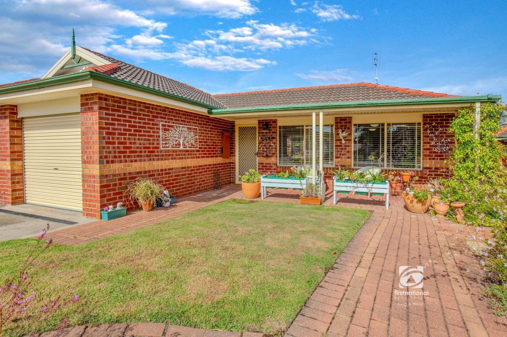 Villa 11/1-5 Canal Rd, Paynesville, VIC 3880