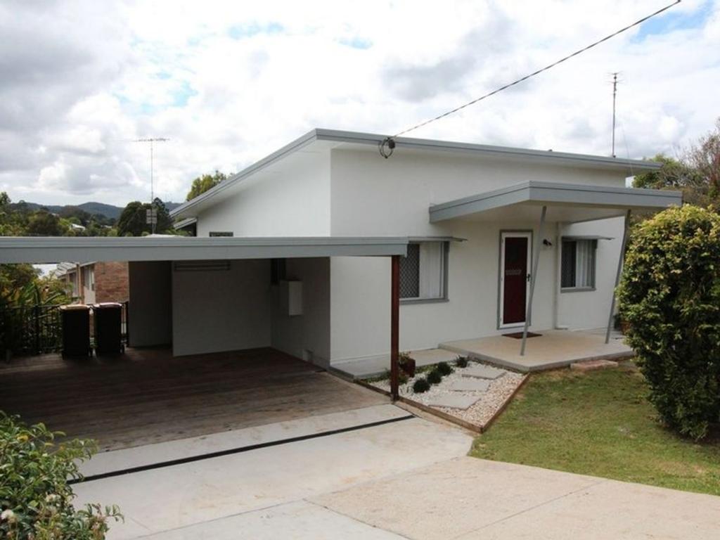 A & B/40 Carter Rd, Nambour, QLD 4560