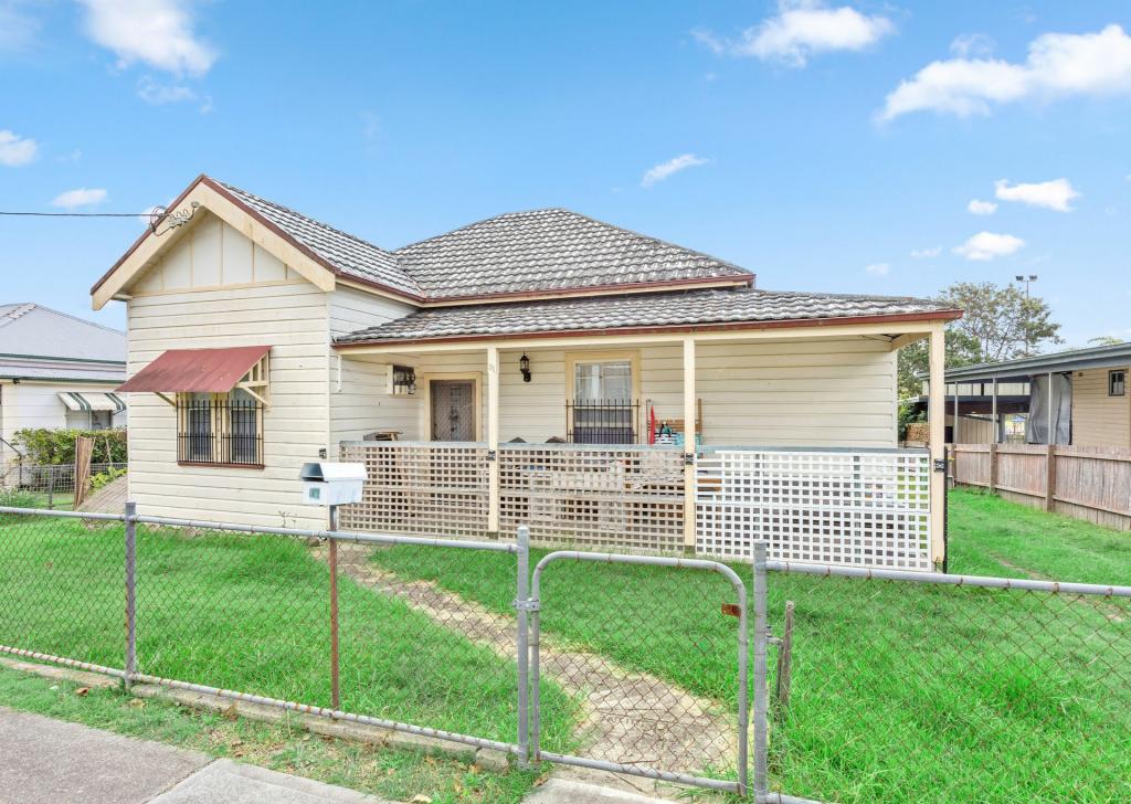 31 Eric St, Taree, NSW 2430