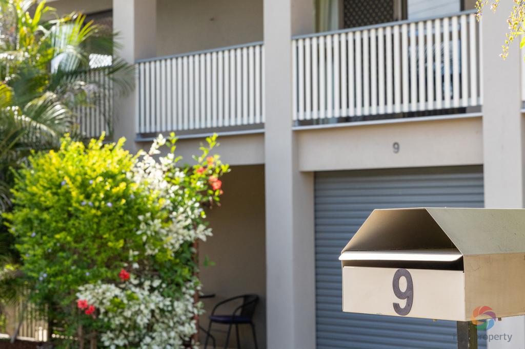 9 Keppel Ave, Clinton, QLD 4680