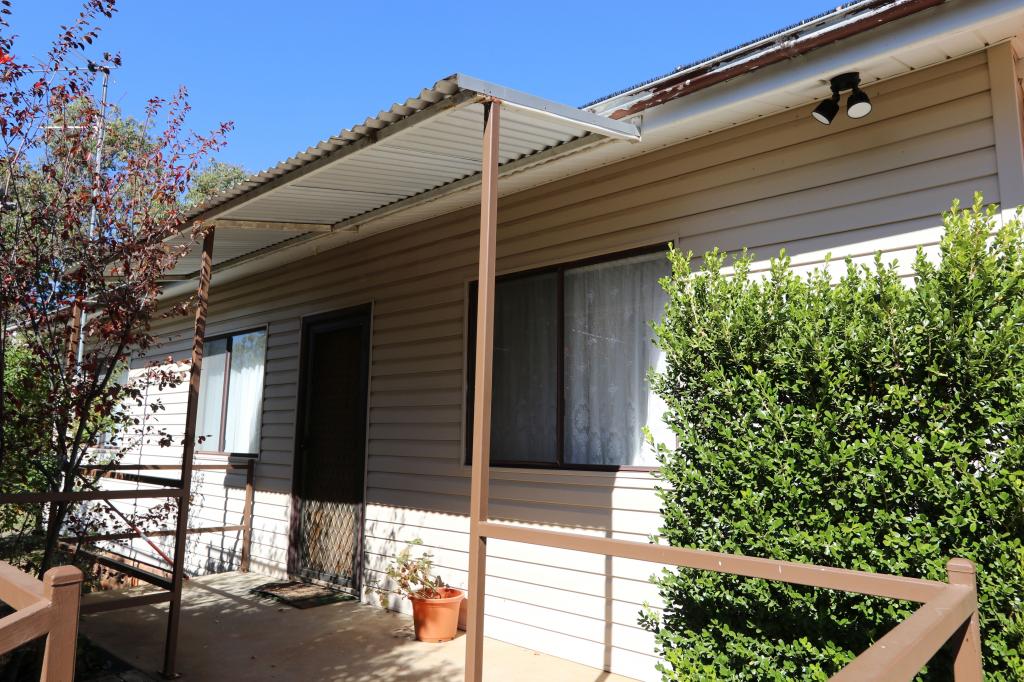 427 Milvale Rd, Young, NSW 2594