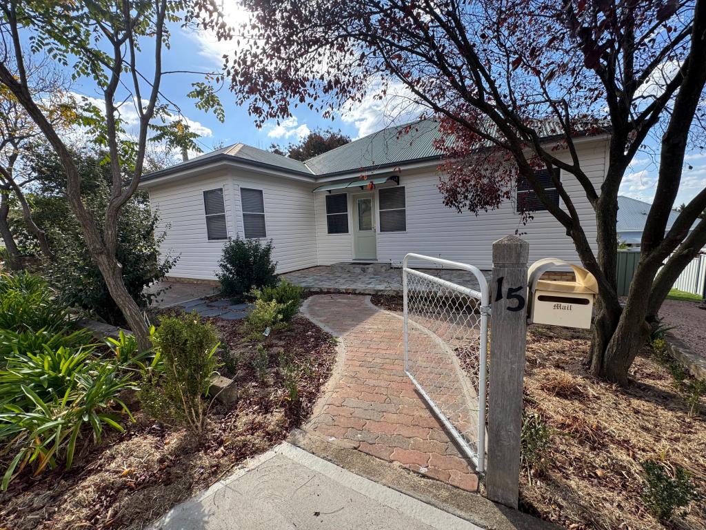 15 Wellington St, Molong, NSW 2866
