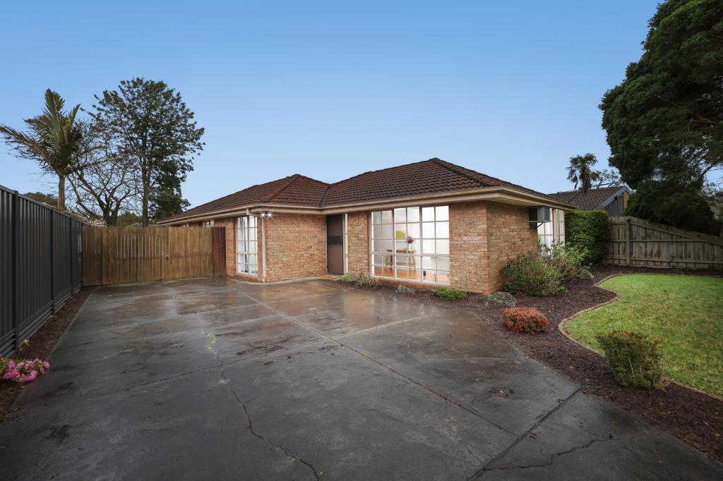 27 Tolhurst Ave, Boronia, VIC 3155