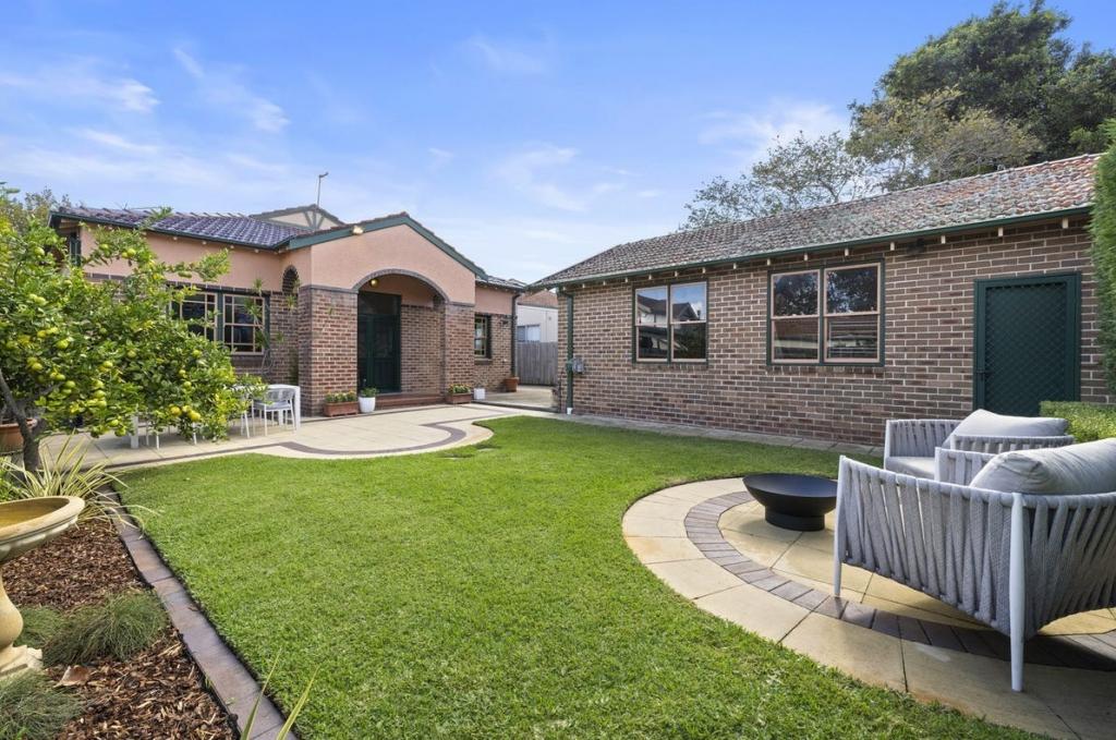 24 Kelso St, Burwood Heights, NSW 2136