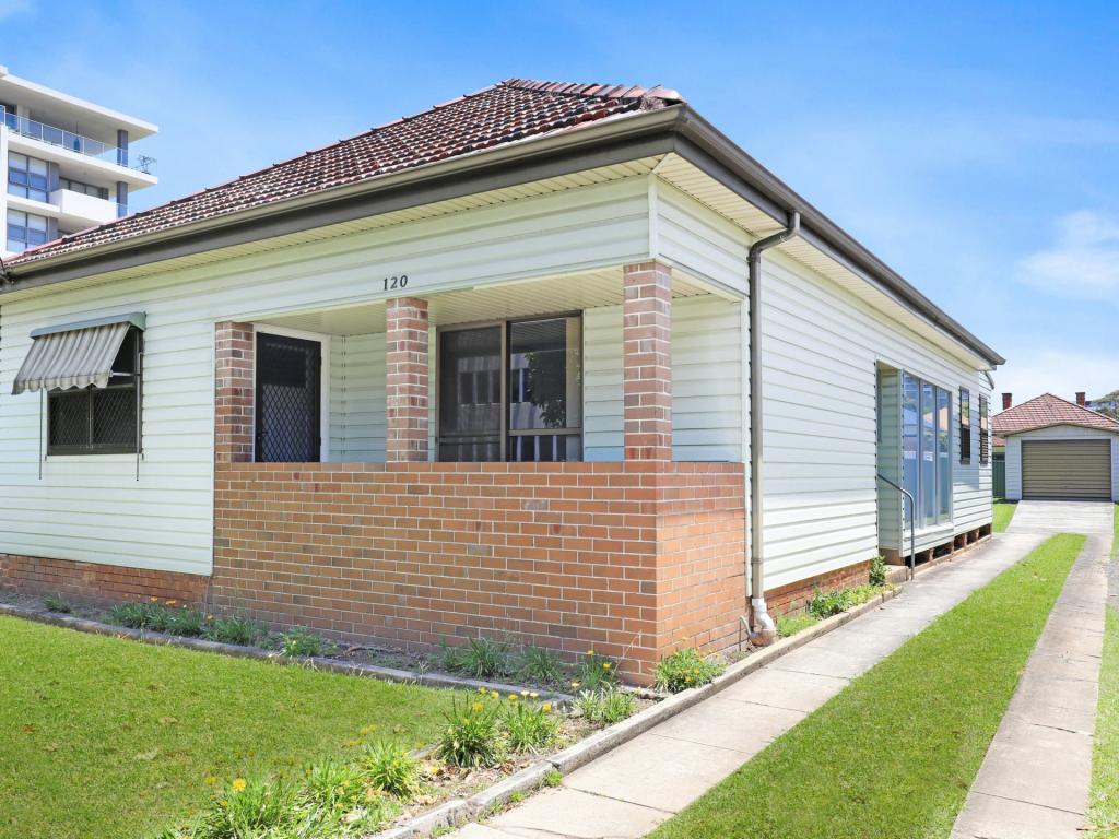 120 Kembla St, Wollongong, NSW 2500