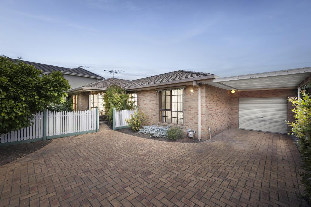 2/157 Bradshaw St, Essendon, VIC 3040