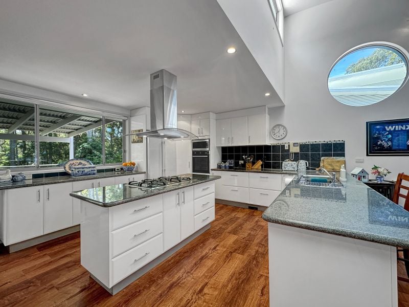 74 Forest Pde, Tomakin, NSW 2537