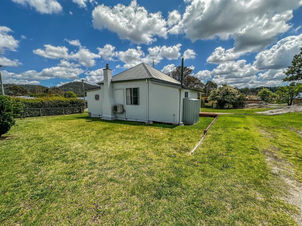 19 Marsh St, Stanthorpe, QLD 4380