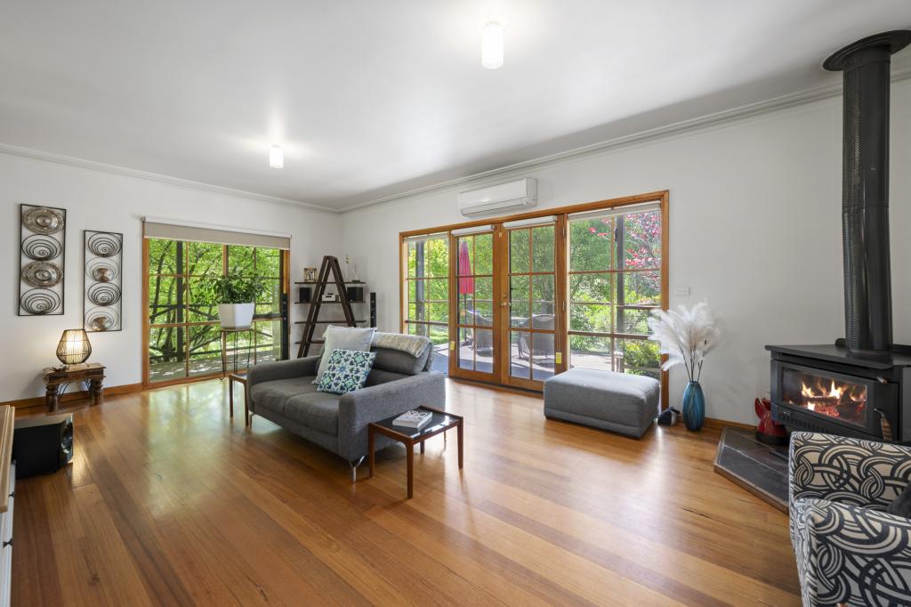 161 Kings Rd, Kinglake West, VIC 3757