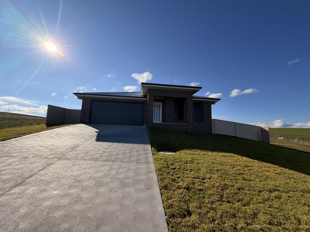 22 Parry St, Kelso, NSW 2795