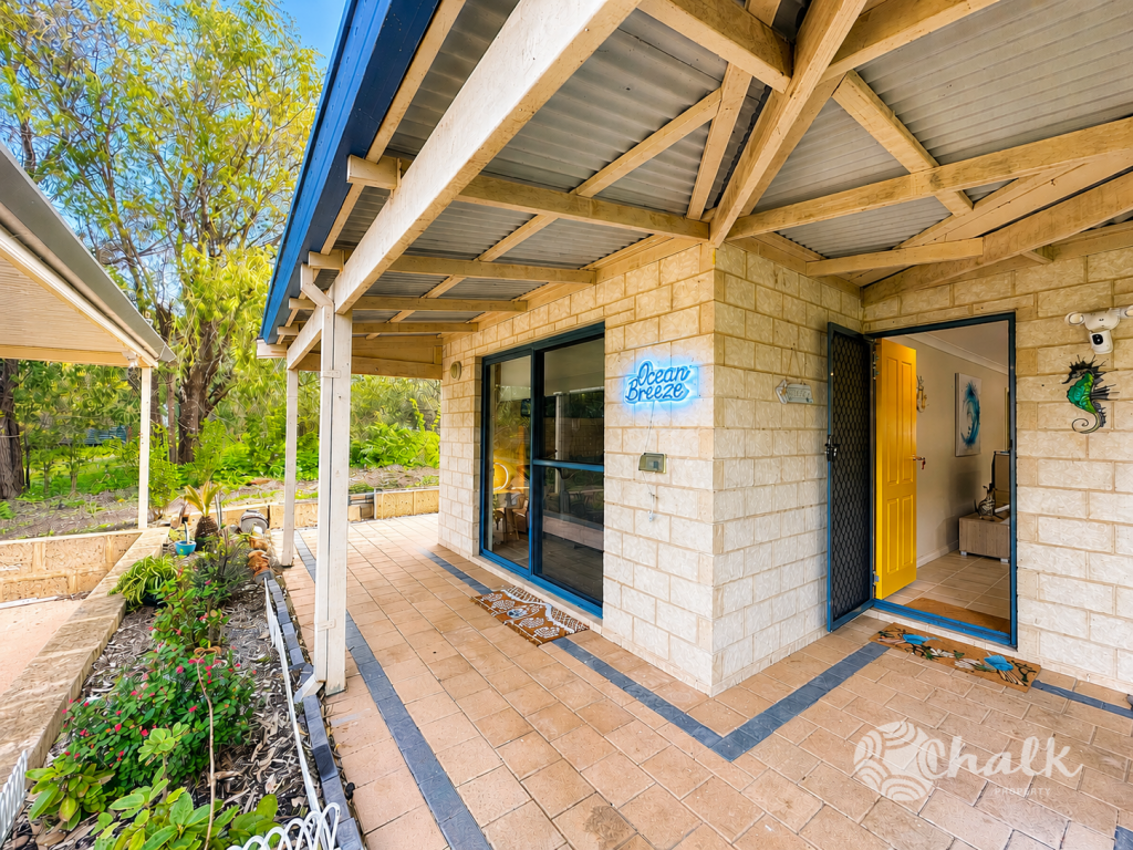 4 Mitchell Rd, Preston Beach, WA 6215