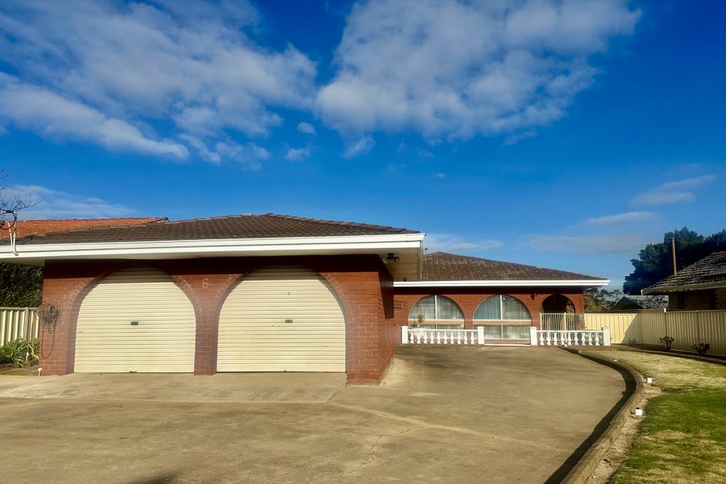 6 Kobeelya Ave, Katanning, WA 6317