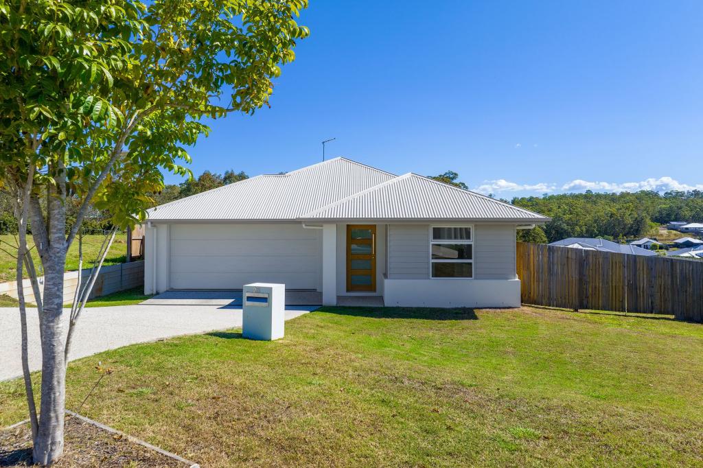 28 COMMANDER CT, JONES HILL, QLD 4570