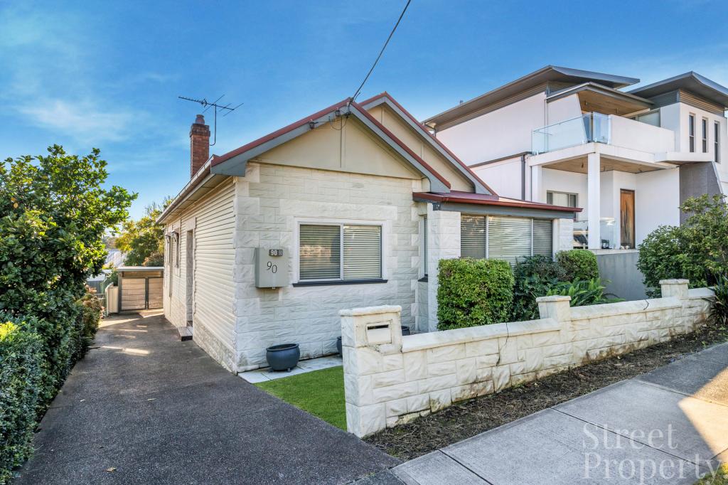 90 Crebert St, Mayfield, NSW 2304