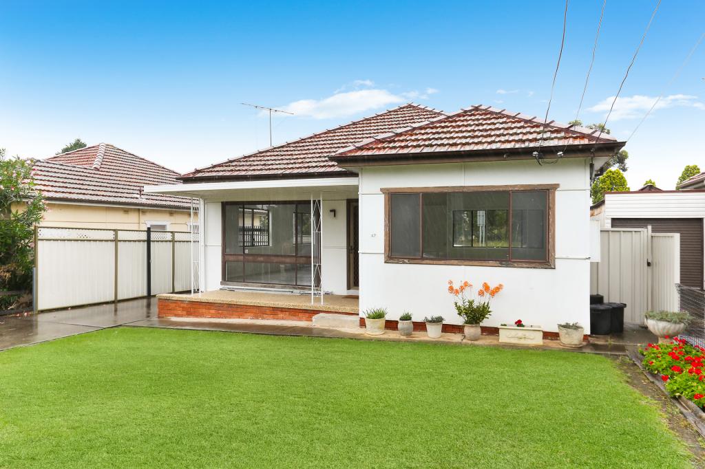 47 Brunker Rd, Yagoona, NSW 2199