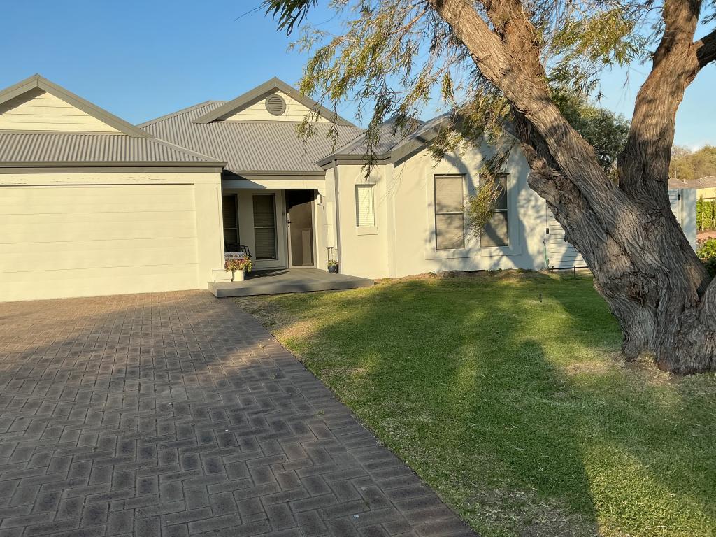 2/2 Riedle Cl, Geographe, WA 6280