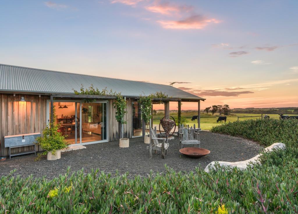189 North South Rd, Paaratte, VIC 3268