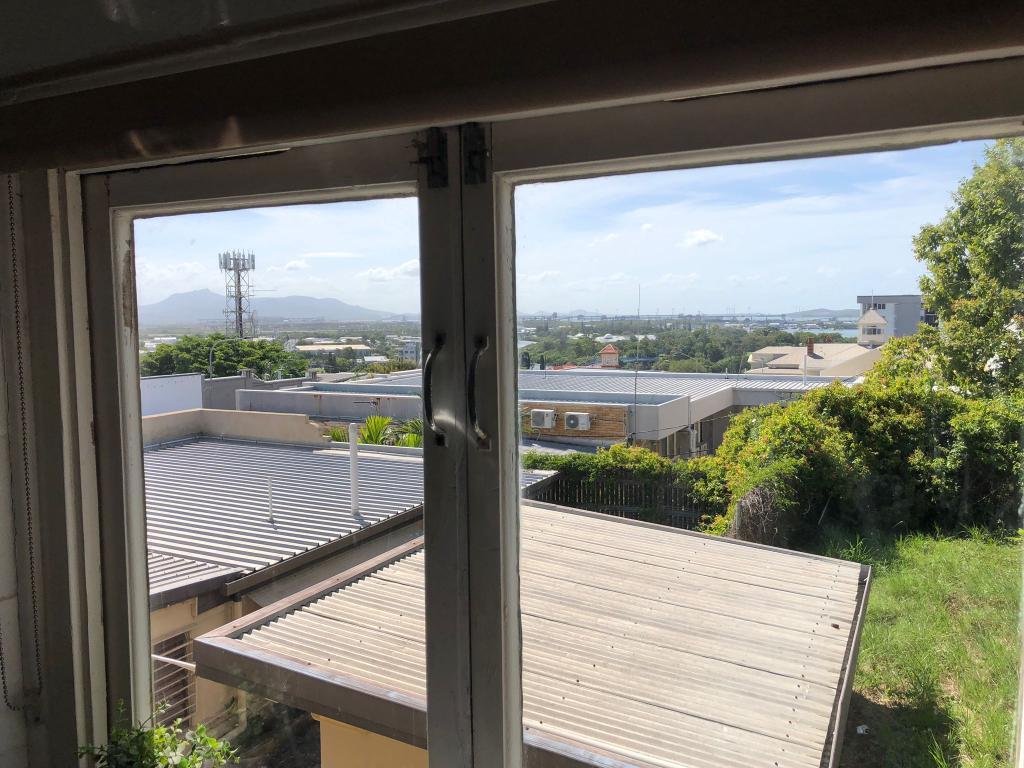 F3/66 Goondoon St, Gladstone Central, QLD 4680