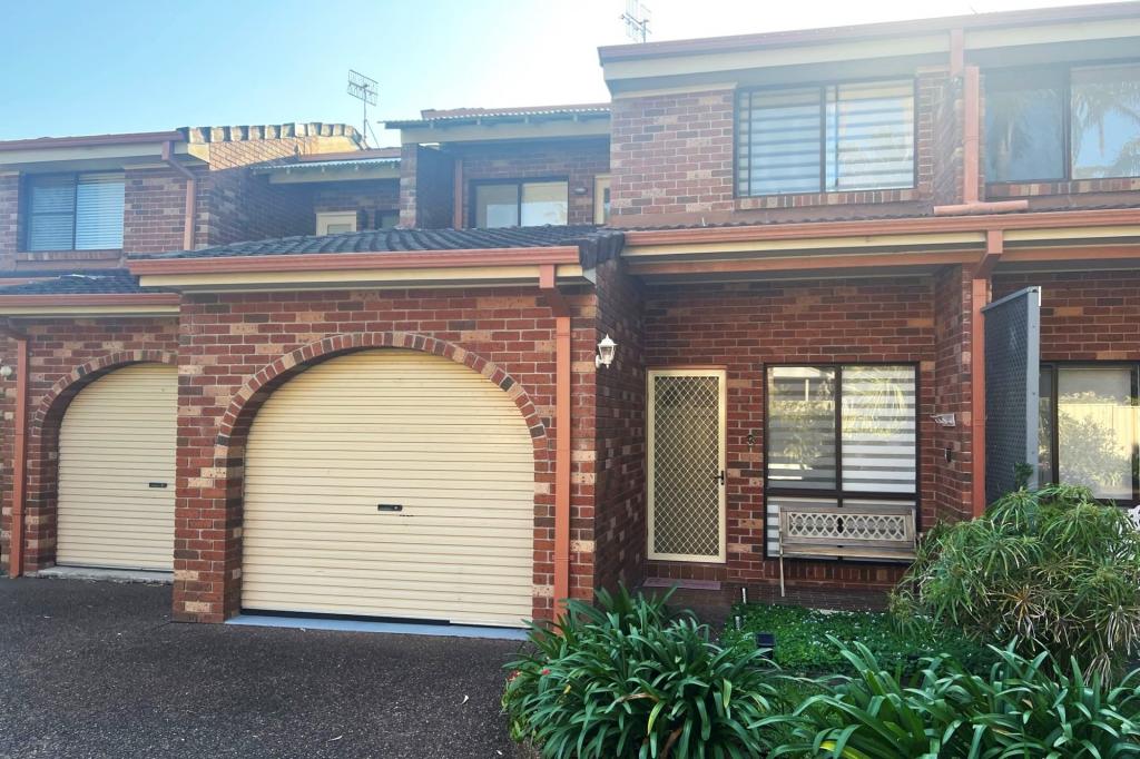 3/6 Bowral St, Hawks Nest, NSW 2324