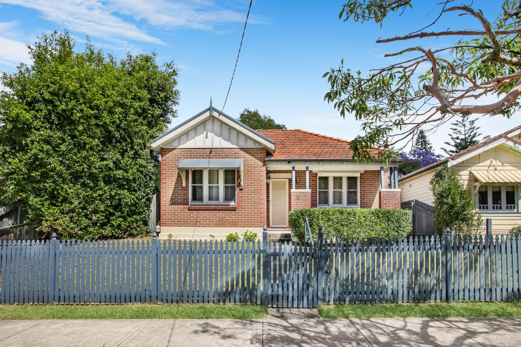 17 Windsor Ave, Croydon Park, NSW 2133