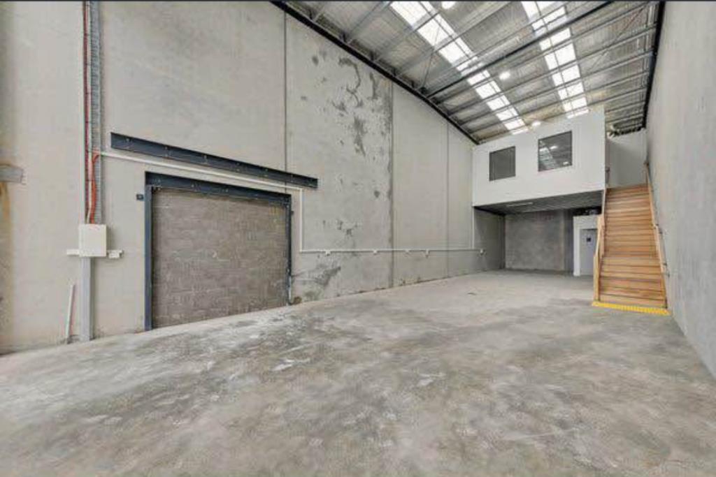 8/11 Quinlan Rd, Epping, VIC 3076