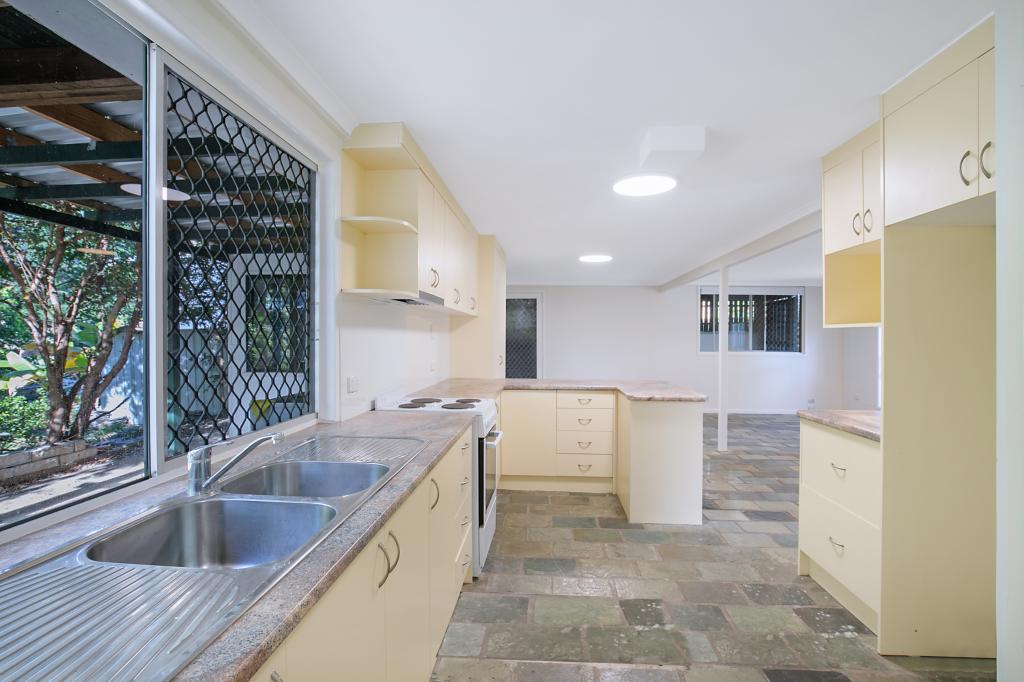 14 Coles St, Arana Hills, QLD 4054