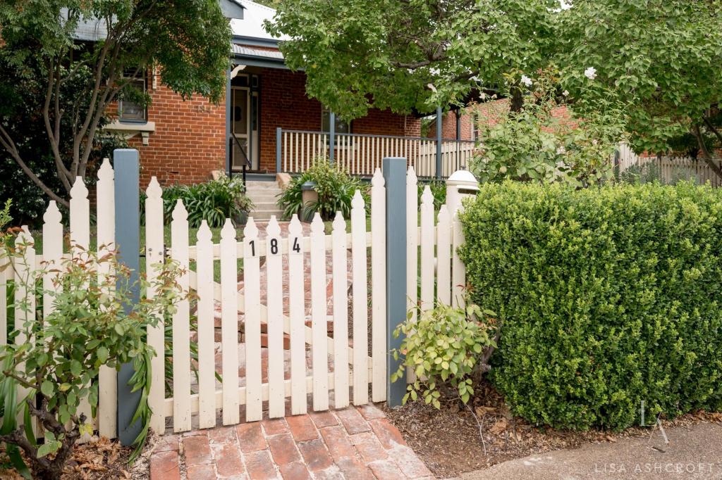 184 Carthage St, East Tamworth, NSW 2340
