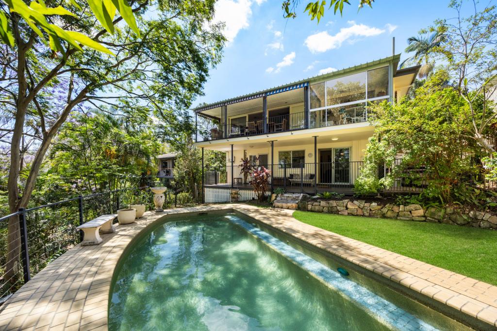 26 Pentlay St, Kenmore, QLD 4069