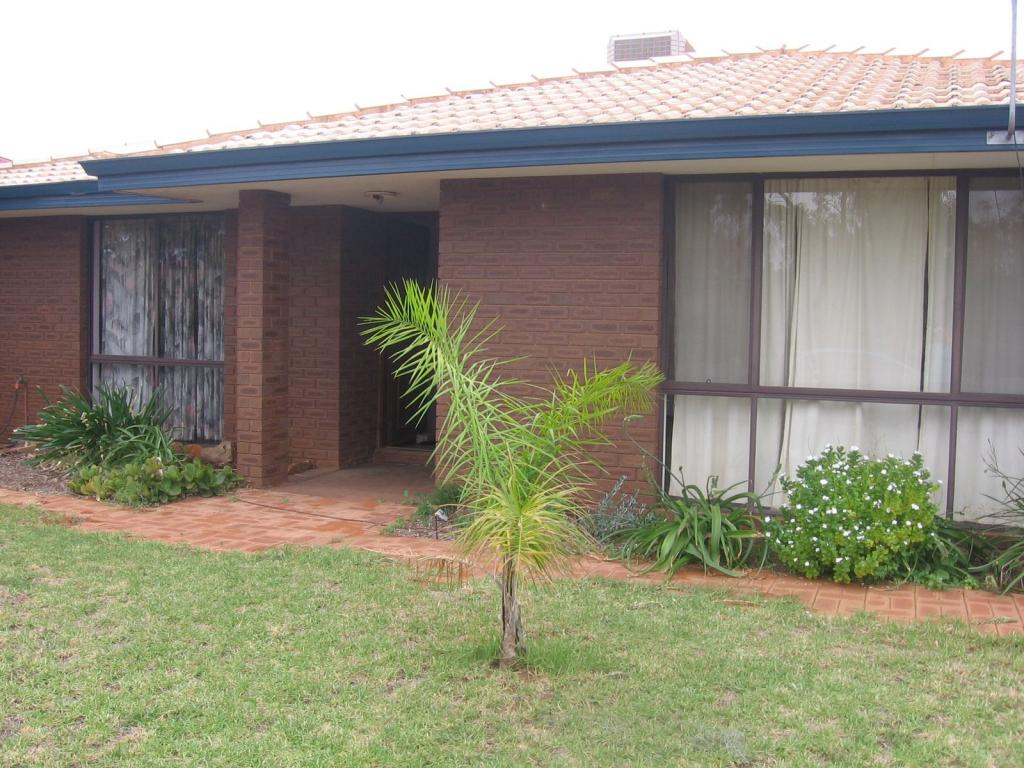 13 Wychitella Pl, South Kalgoorlie, WA 6430