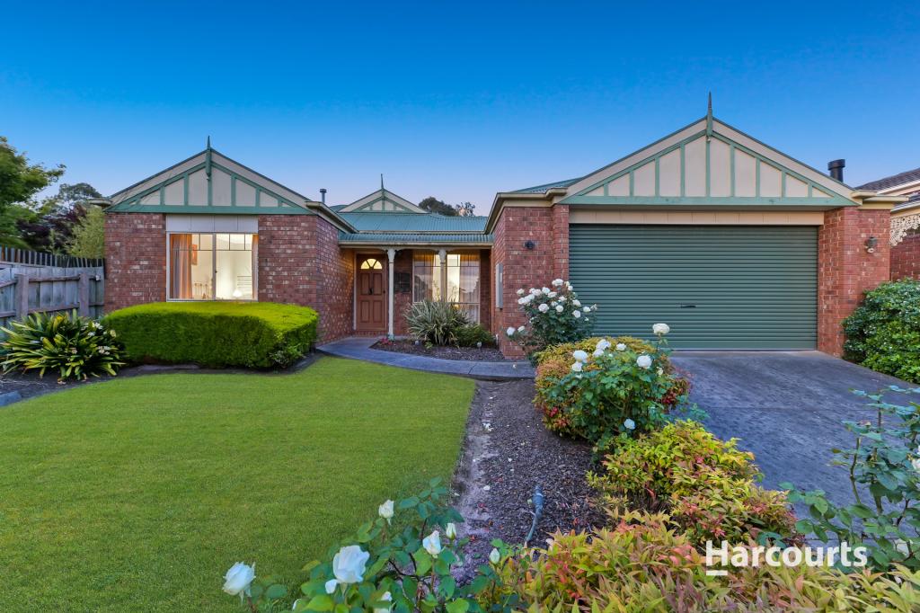 54 Warrawong Dr, Berwick, VIC 3806