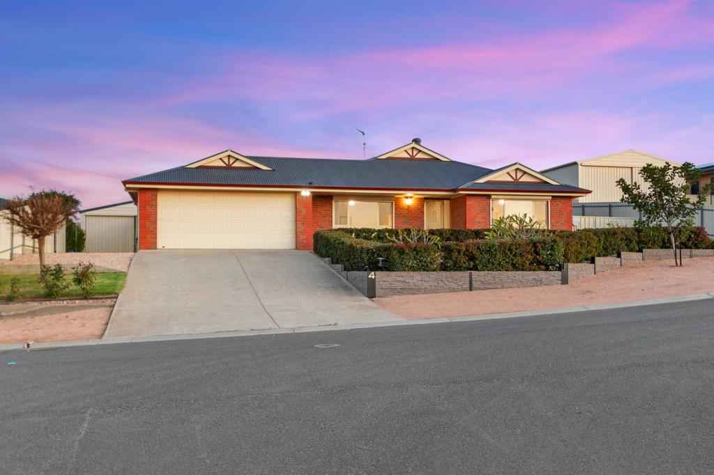4 Milford St, Moonta Bay, SA 5558