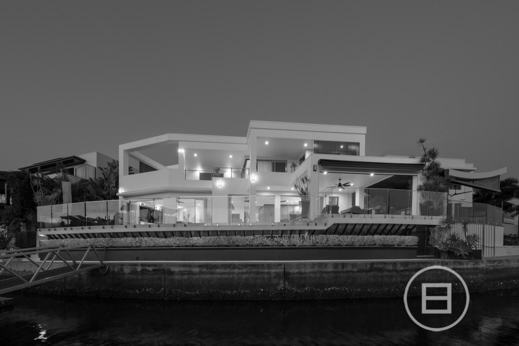 86 Royal Albert Cres, Paradise Point, QLD 4216