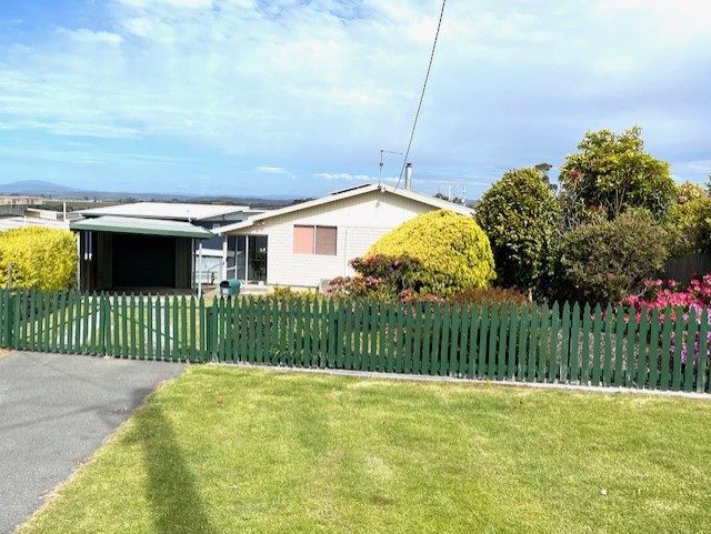 13 Barnett Cres, Bridport, TAS 7262