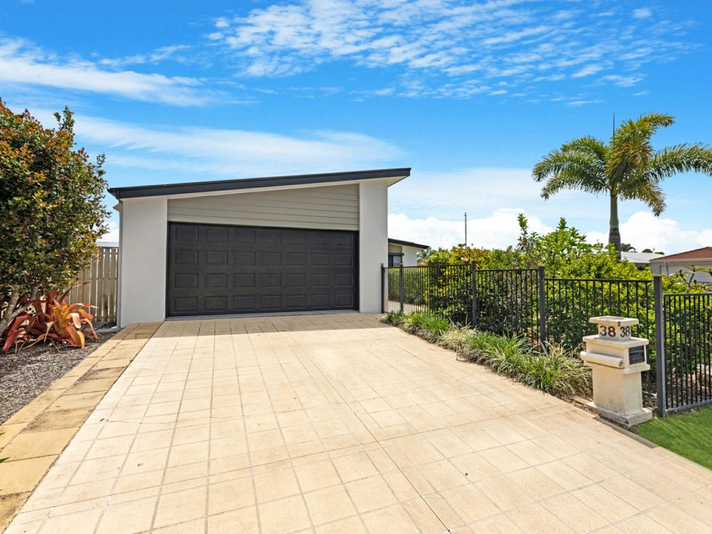 38 Lady Penrhyn Dr, Eli Waters, QLD 4655