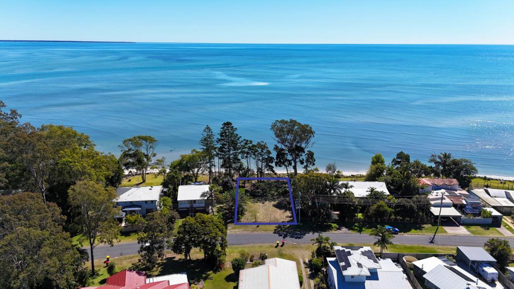 52 Kingfisher Pde, Toogoom, QLD 4655