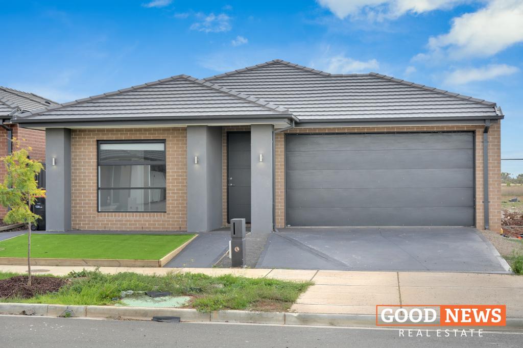 11 CAMPHOR GR, ROCKBANK, VIC 3335