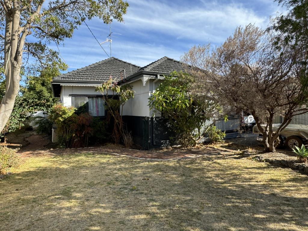 79 King St, Harvey, WA 6220