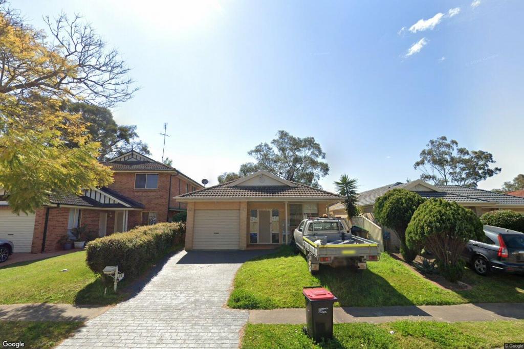 17 Glenelg Court, Wattle Gr, Wattle Grove, NSW 2173